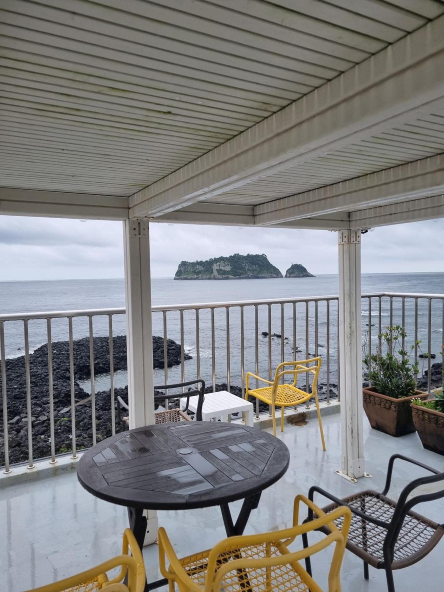Jeju Amoje Villa ซอกวีโพ ภายนอก รูปภาพ