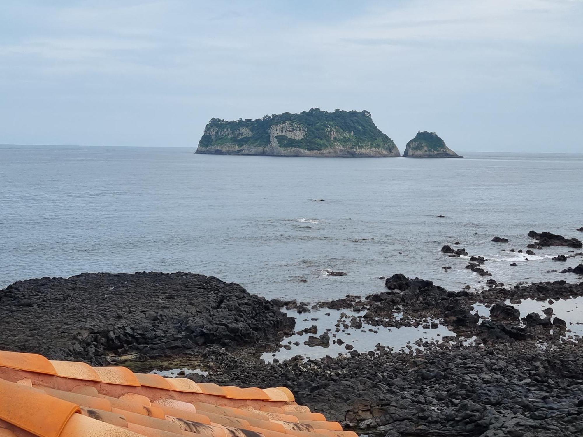 Jeju Amoje Villa ซอกวีโพ ภายนอก รูปภาพ