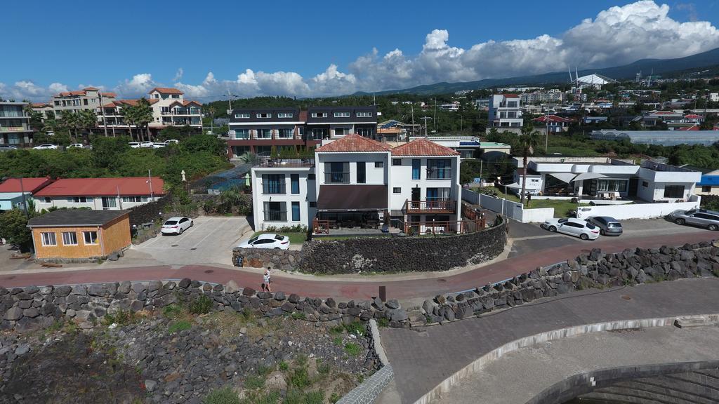 Jeju Amoje Villa ซอกวีโพ ภายนอก รูปภาพ