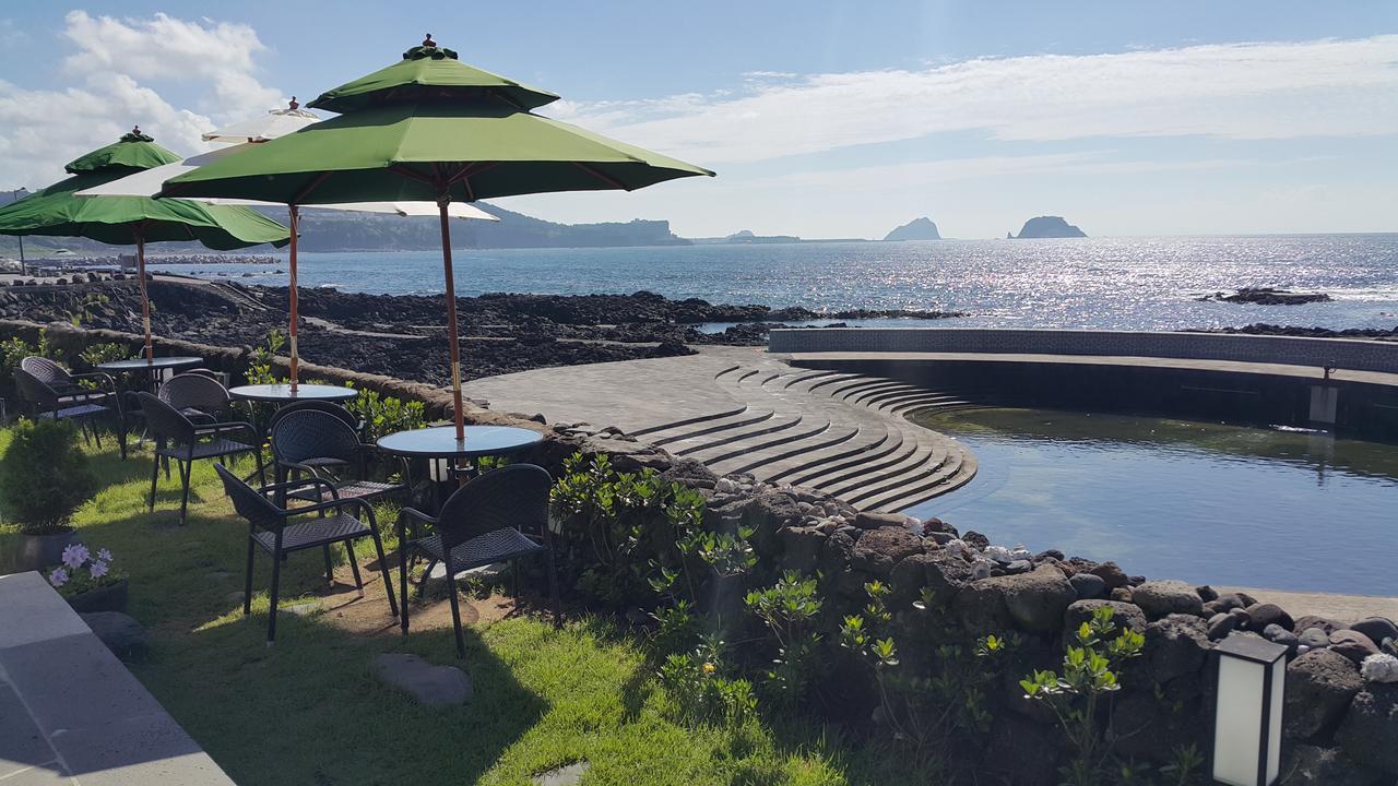 Jeju Amoje Villa ซอกวีโพ ภายนอก รูปภาพ